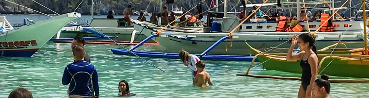 Island Hopping in El Nido